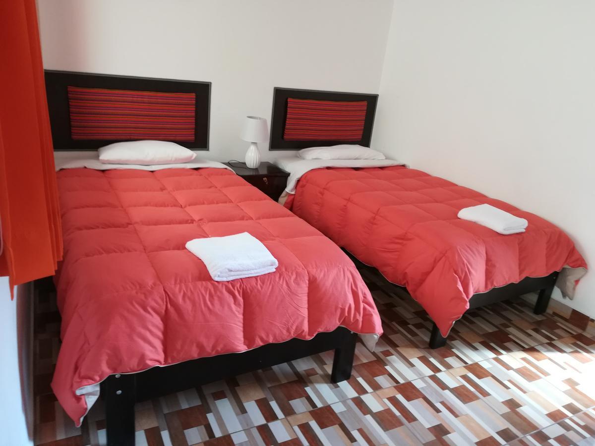 Hostal Mama K'Illa Ollantaytambo Exteriör bild