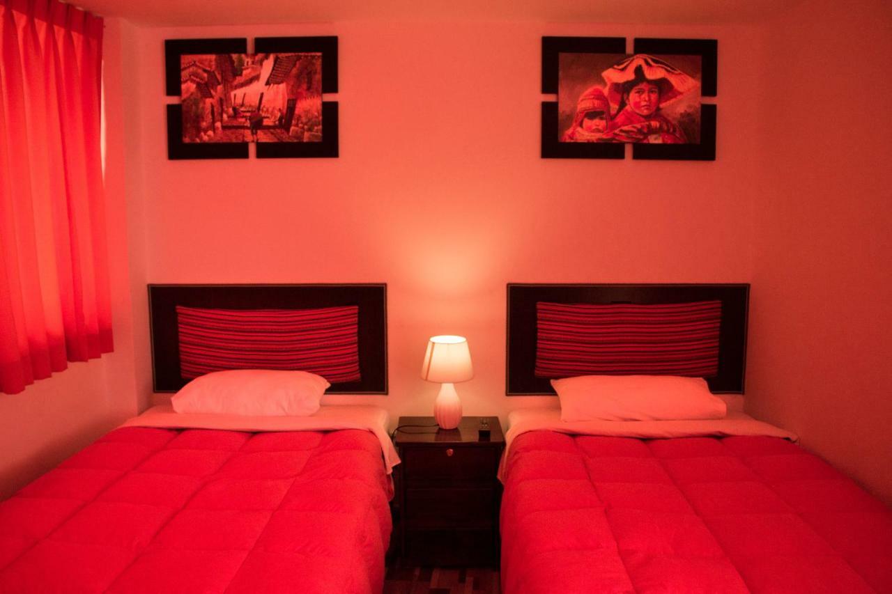 Hostal Mama K'Illa Ollantaytambo Exteriör bild