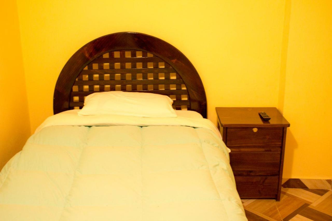Hostal Mama K'Illa Ollantaytambo Exteriör bild
