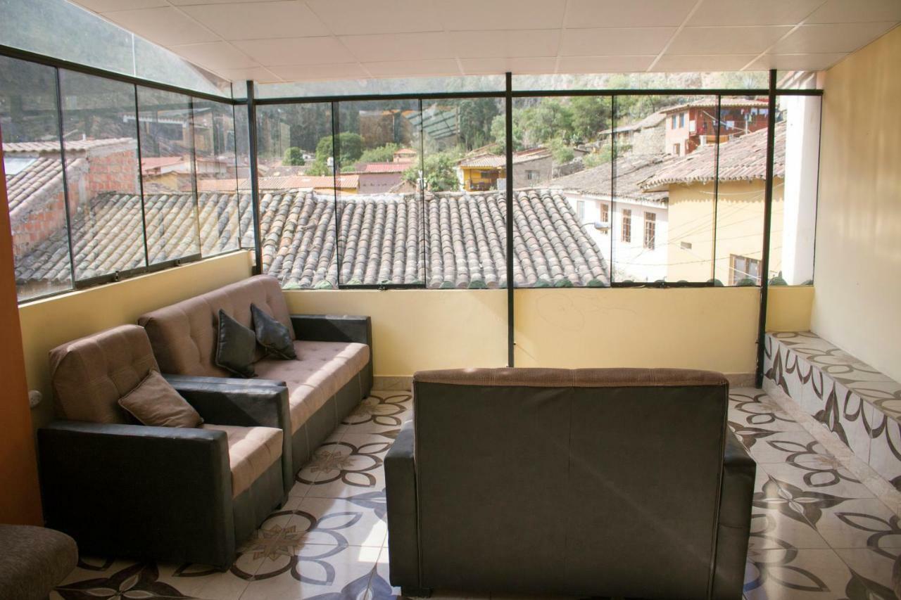 Hostal Mama K'Illa Ollantaytambo Exteriör bild