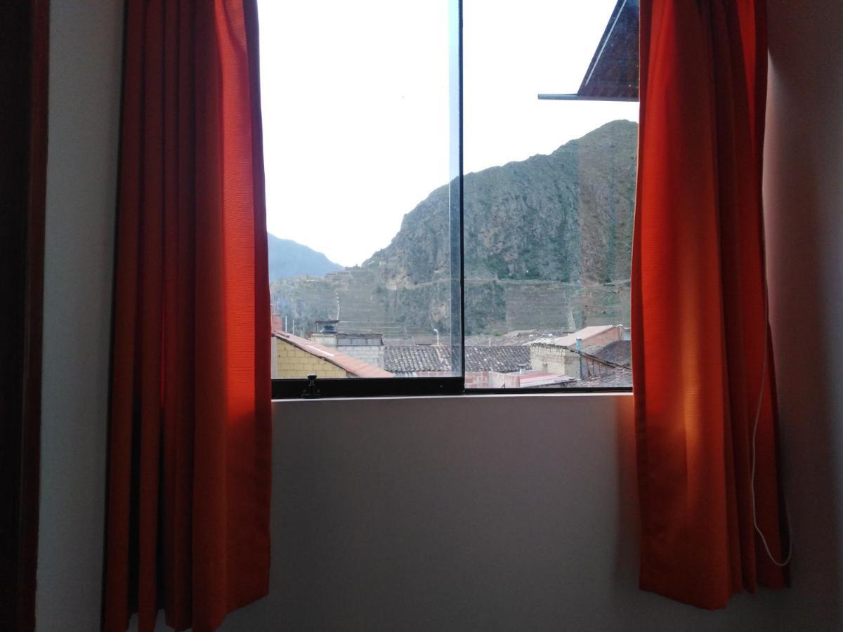 Hostal Mama K'Illa Ollantaytambo Exteriör bild