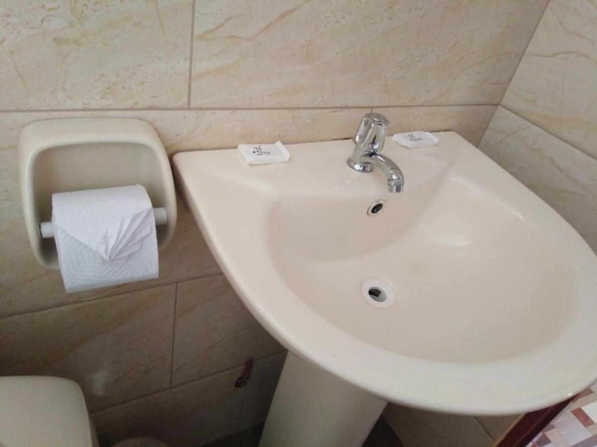 Hostal Mama K'Illa Ollantaytambo Exteriör bild