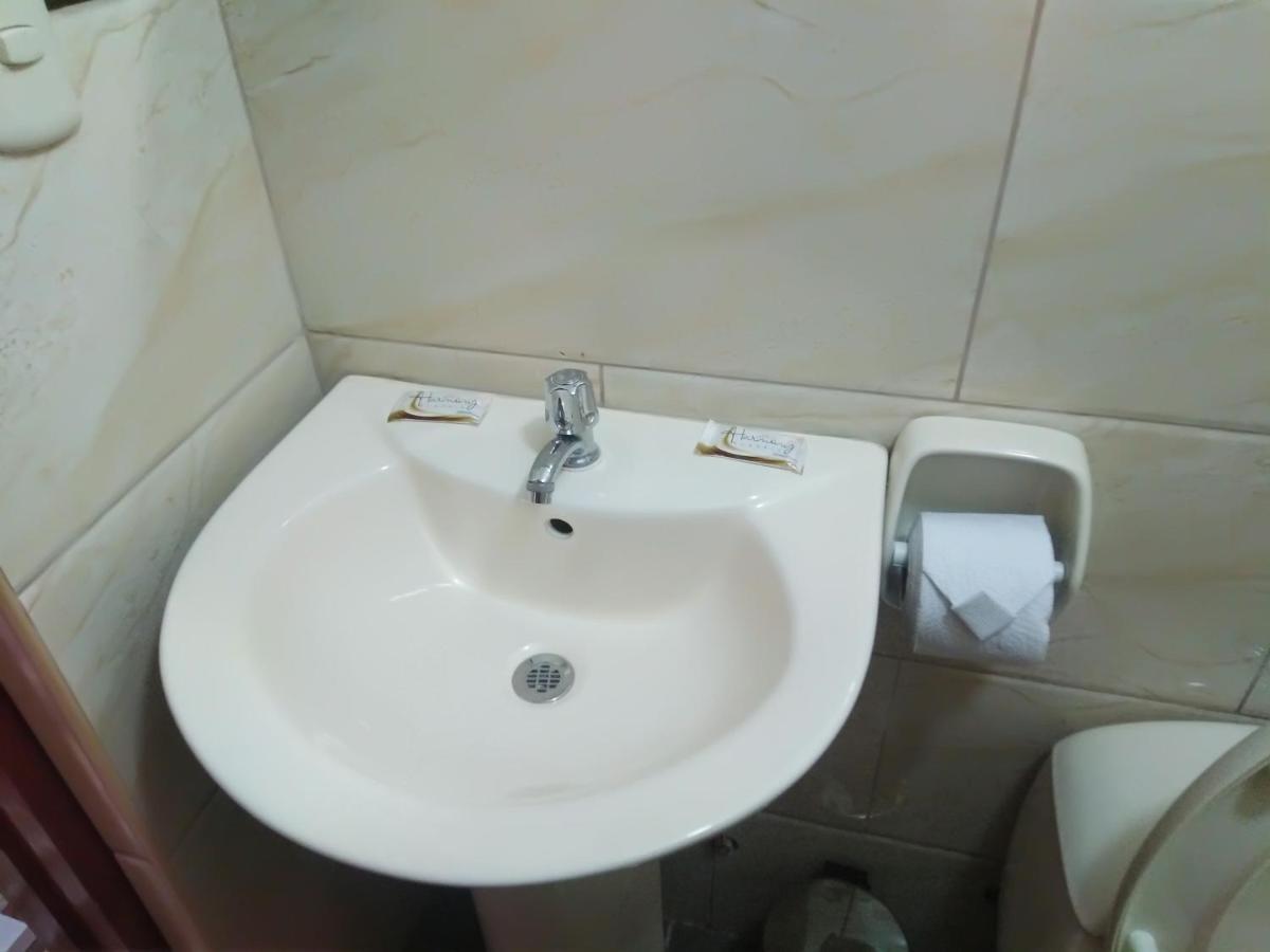 Hostal Mama K'Illa Ollantaytambo Exteriör bild